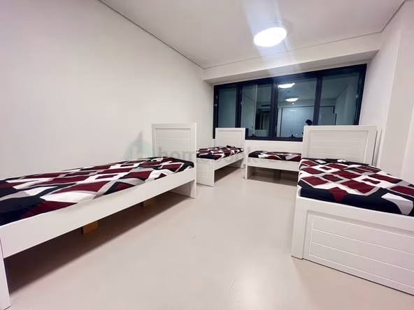Bed Space in Deira for Monthly Rent