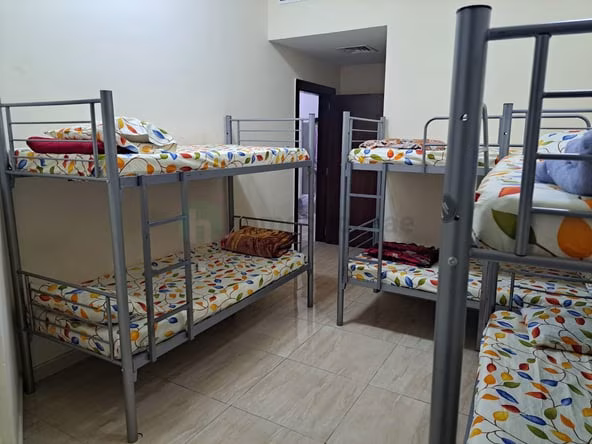Bed Space & Partition in Hor Al Anz
