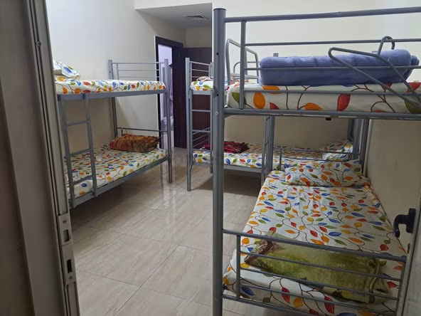 Bed Space & Partition in Hor Al Anz