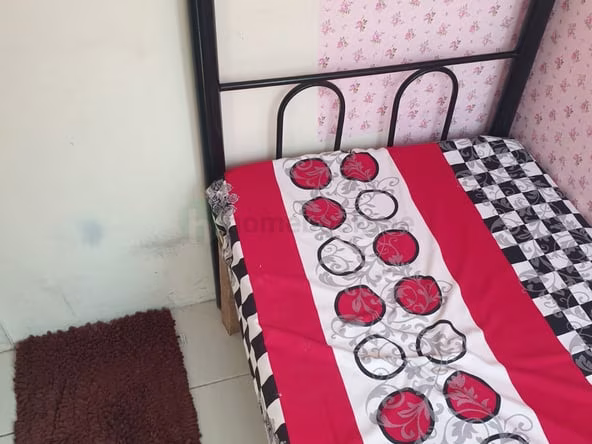 Bed Space & Partition in Al Rigga