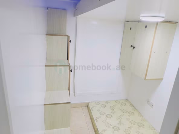 Bed Space & Partition in Hor Al Anz