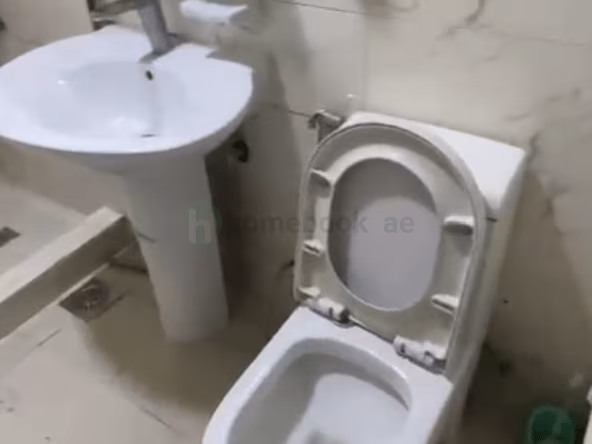 Room for Rent in International City