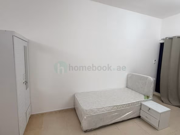 Bed Space & Partition in Oud Metha