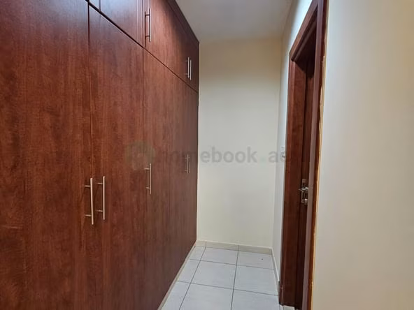 Bed Space & Partition in Muhaisnah