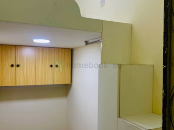 Bed Space in Deira for Monthly Rent