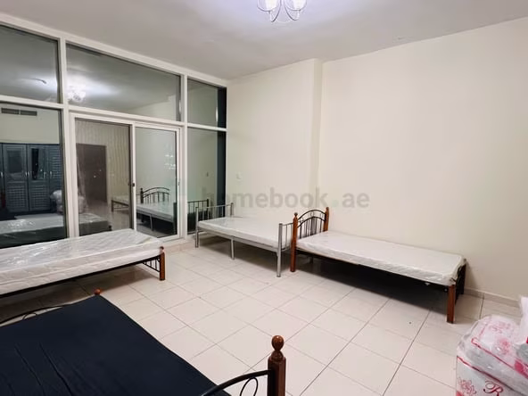 Bed Space & Partition in Muhaisnah