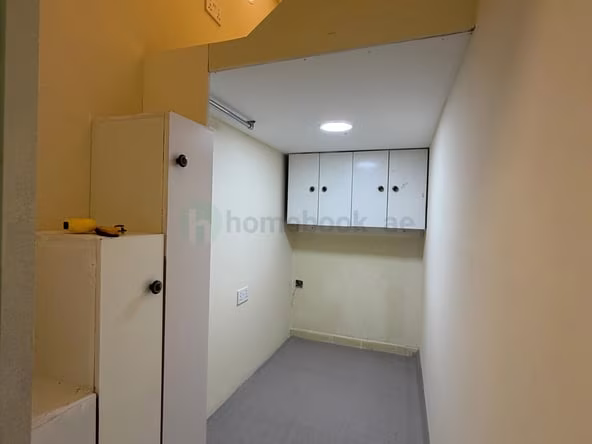 Bed Space in Deira for Monthly Rent