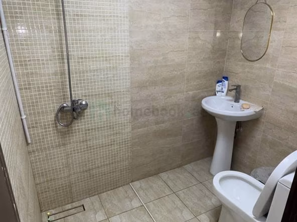 Bed Space & Partition in Al Murar