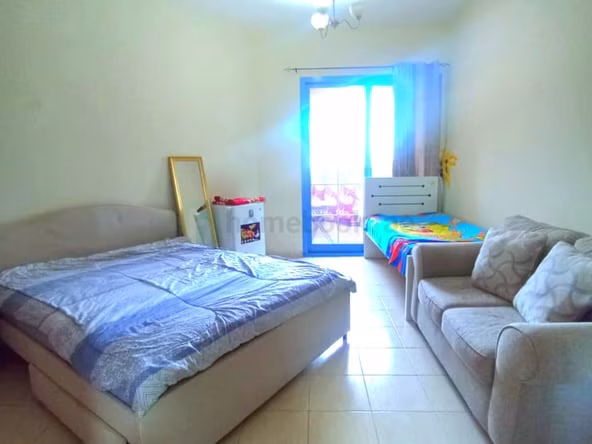 Room for Rent in International City