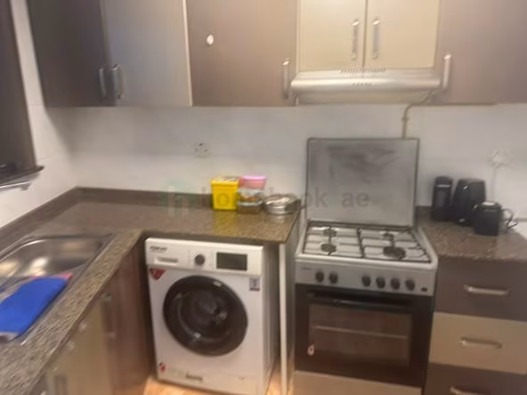 Bed Space & Partition Jumeirah Village Circle (JVC)