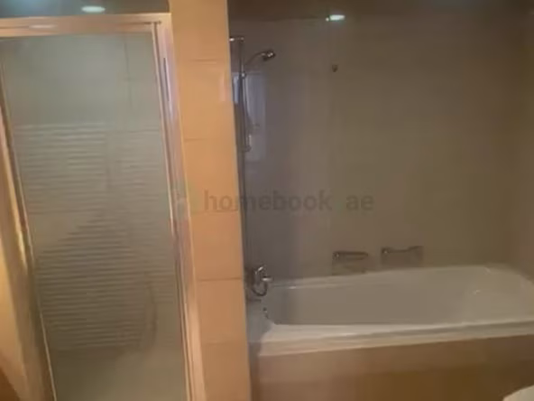 Room for Rent in Sheikh Zayed Road