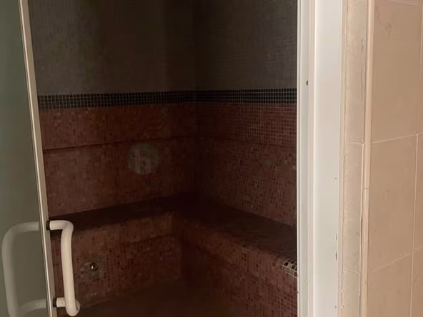 Room for Rent in International City