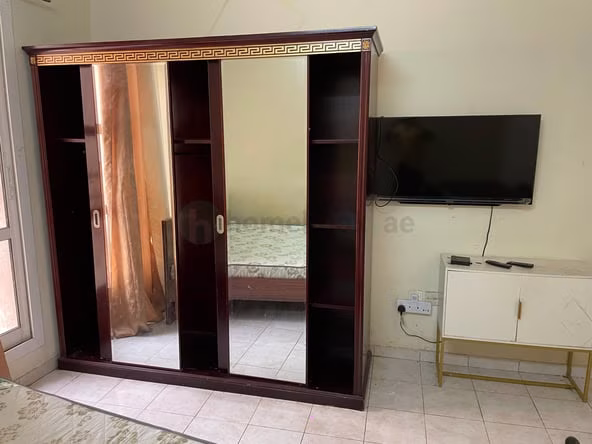 Room for Rent in International City