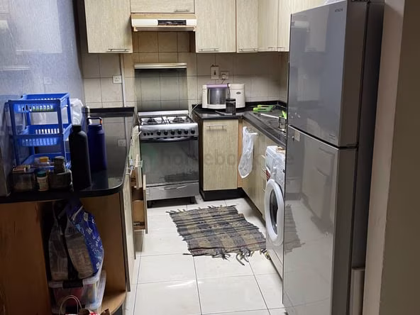 Room for Rent in International City
