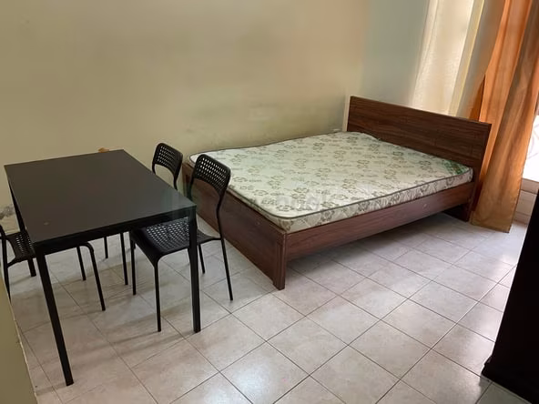 Room for Rent in International City
