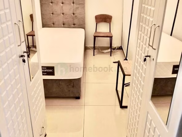 Bed Space & Partition in Dubai Marina