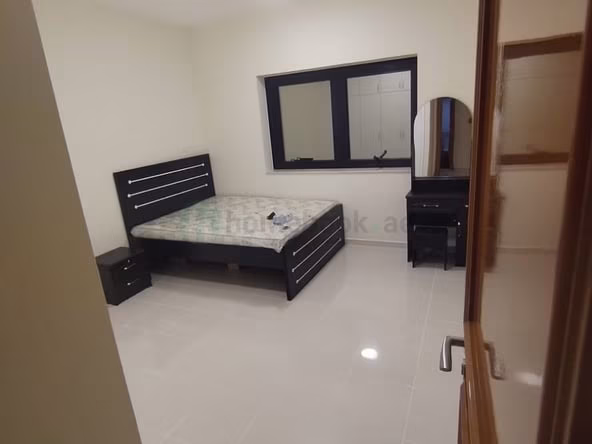 Room for Rent in Al satwa