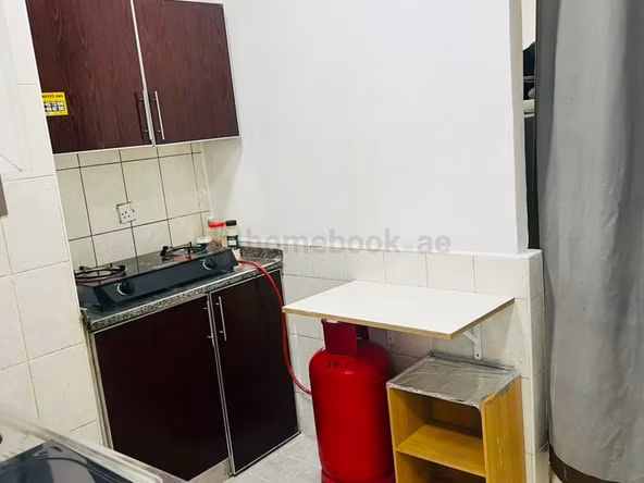 Bed Space & Partition in Al Muteena