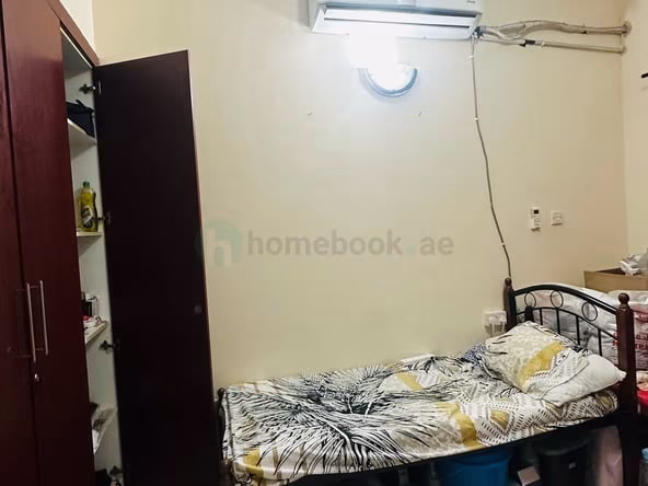Bed Space & Partition in Oud Metha