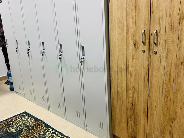 Bed Space & Partition in Al Muteena