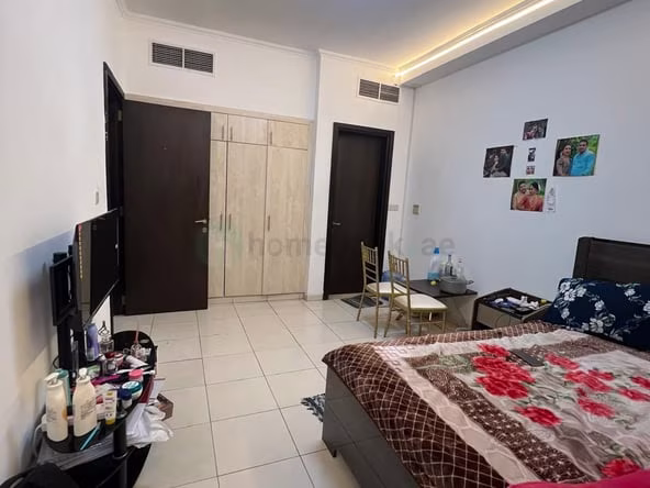 Room for Rent in International City