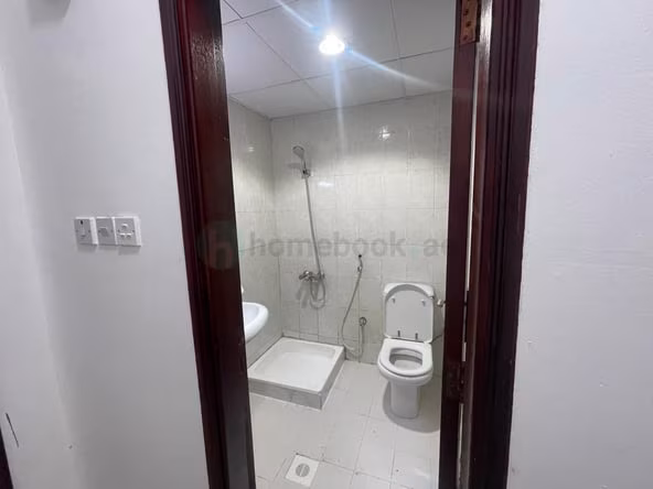 Bed Space & Partition in Al Muteena