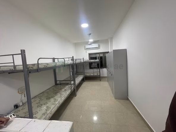 Bed Space & Partition in Al Muteena