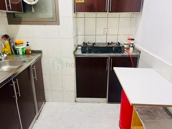 Bed Space & Partition in Al Muteena