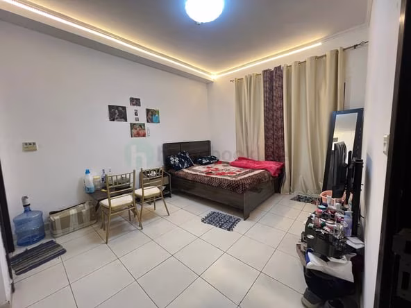 Room for Rent in International City