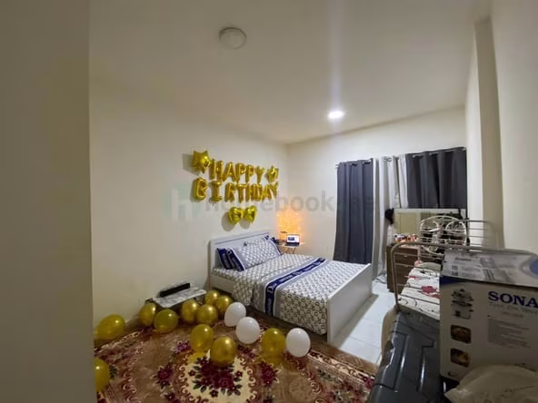 Room for Rent in Al Mankhool