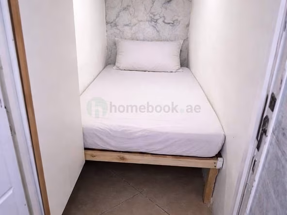 Bed Space & Partition in Al Mankhool