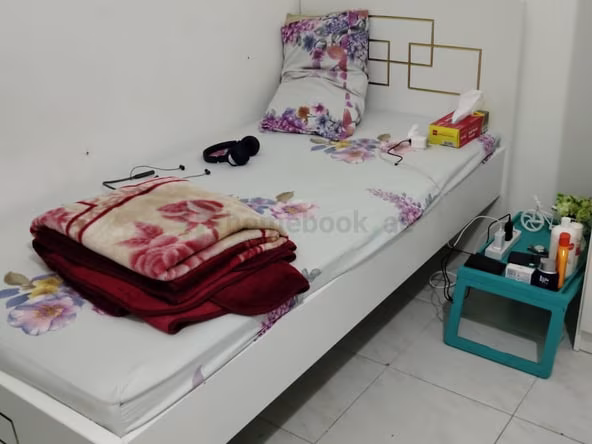 Bed Space & Partition in Al Qusais