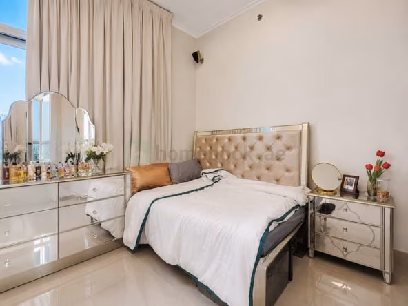 Bed Space & Partition in Dubai Marina