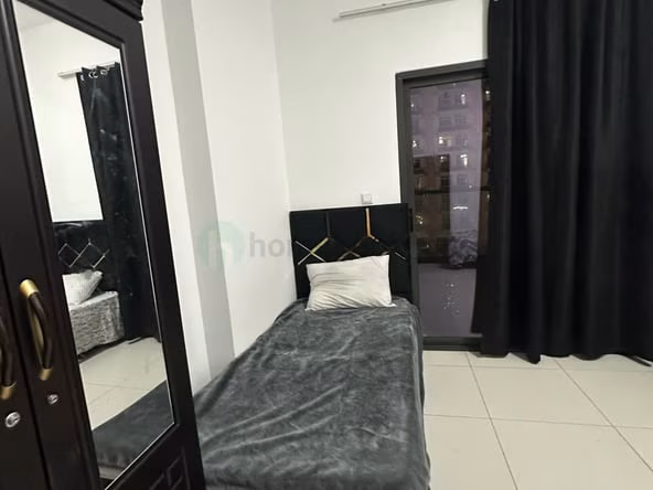 Bed Space in Dubai Silicon Oasis (DSO) & Partition for Rent