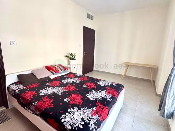 Room for Rent in Al Raffa