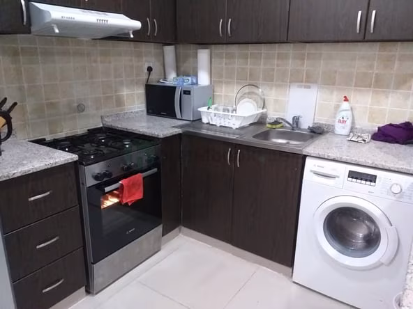 Bed Space & Partition in Dubai Marina
