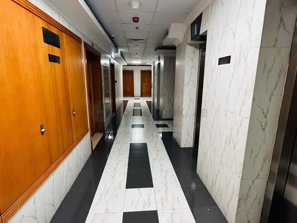 Bed Space & Partition in Dubai Marina