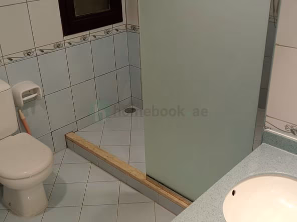 Room for Rent in Sheikh Zayed Road