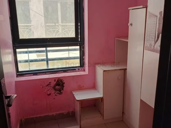 Partition in Bur Dubai