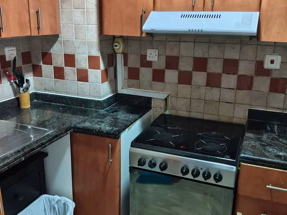 Bed Space & Partition in Dubai Marina