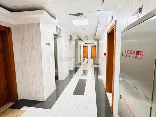 Bed Space & Partition in Dubai Marina