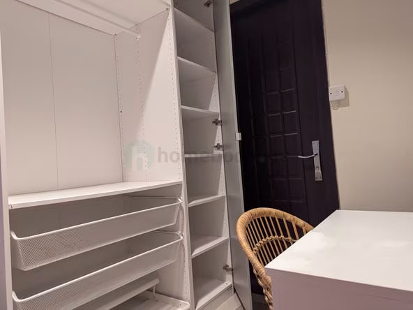 Bed Space & Partition in Dubai Marina