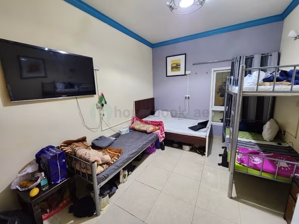 Bed Space & Partition Near BurJuman Metro Station