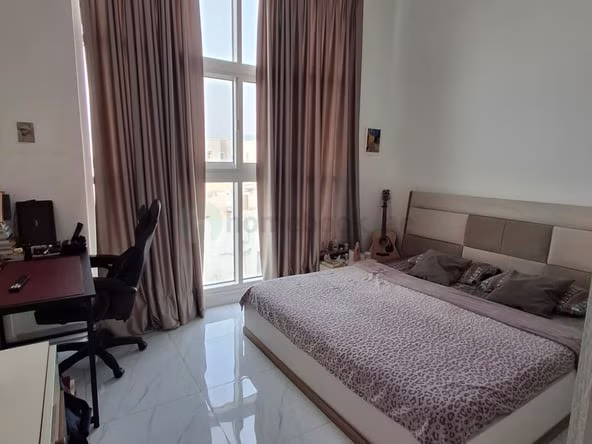 Room for Rent in Al satwa
