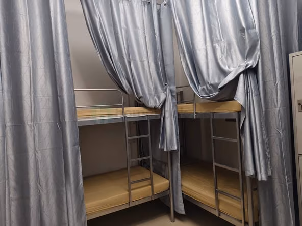 Bed Space & Partition in Al Satwa