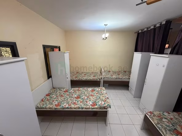 Bed Space & Partition in Oud Metha
