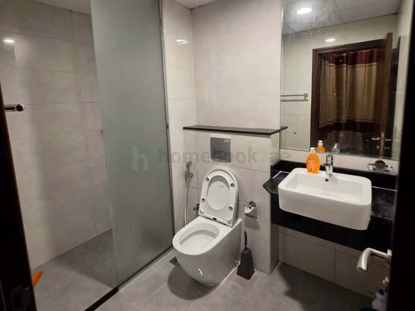 Bed Space & Partition in Al Satwa