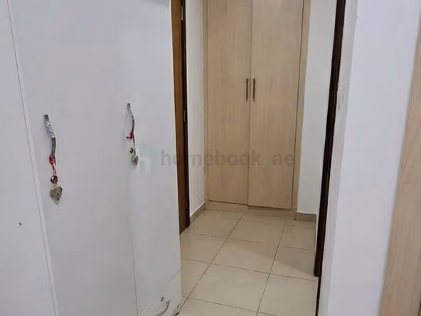 Bed Space & Partition in Al Satwa