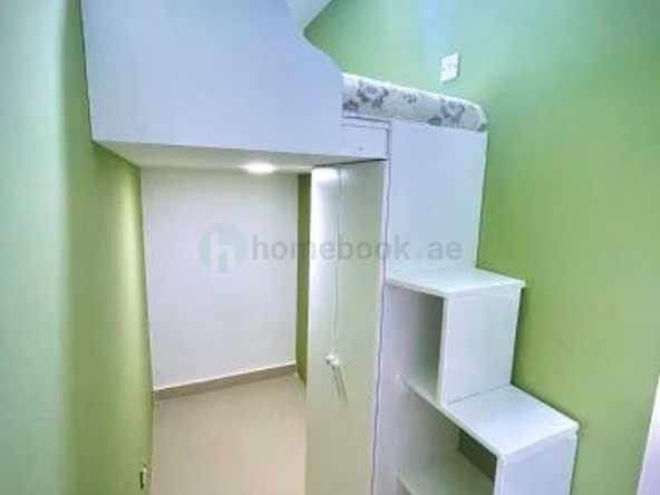 Bed Space & Partition in Al Mankhool