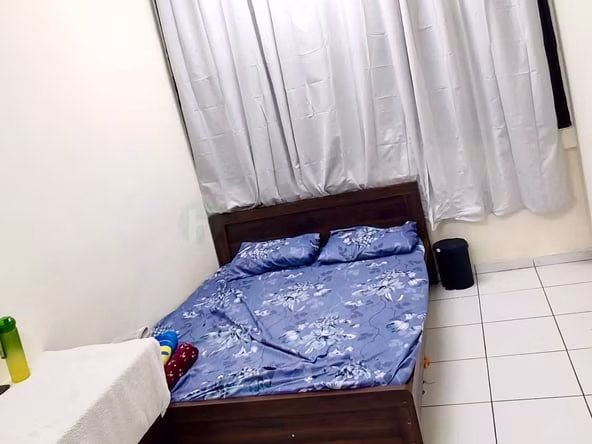 Room for Rent in Al Raffa